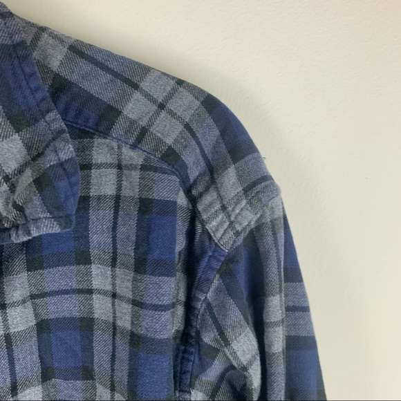 Eddie Bauer Navy Blue Plaid Button Up Shirt - Picture 4 of 8
